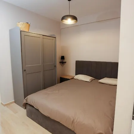 Antigonidon Complex Apartment *