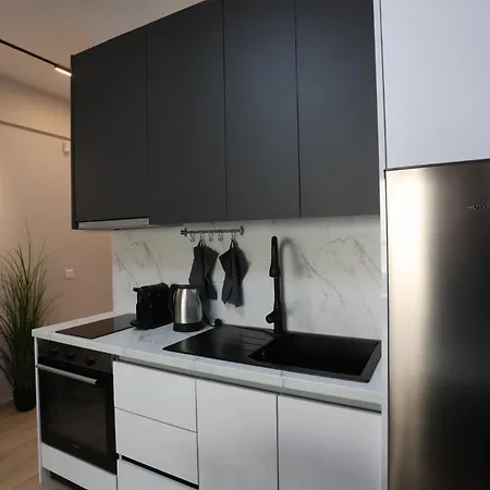 Antigonidon Complex Apartment